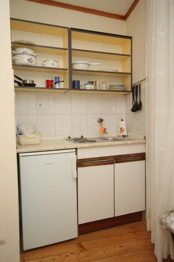 Apartments And Rooms By The Sea Komiza, Vis - 2431 Exterior foto